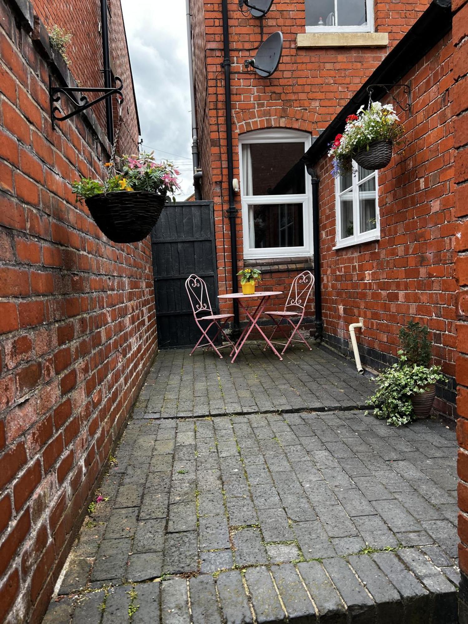 Cartref - Fully Equipped And Stunning Town Flat Lejlighed Shrewsbury Eksteriør billede